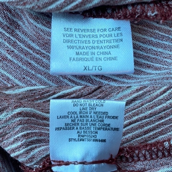 Bobeau Red With White Stripe Off Shoulder Short Sleeve Top Size Large - Picture 9 of 9